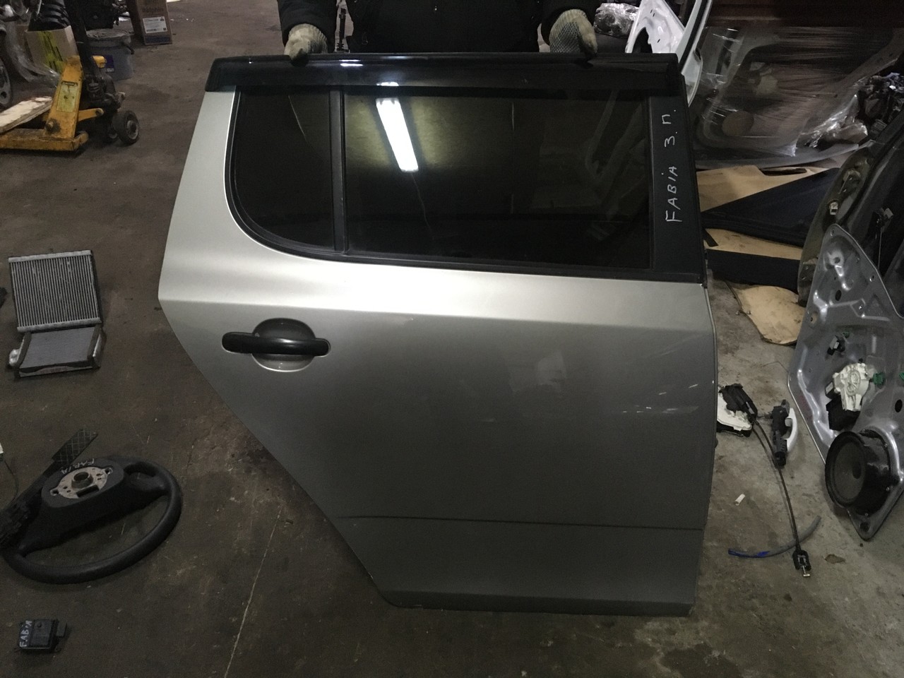 Дверь задняя правая Skoda Fabia II