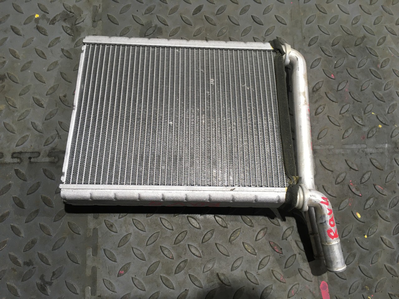 Радиатор отопителя Toyota RAV4 CA40