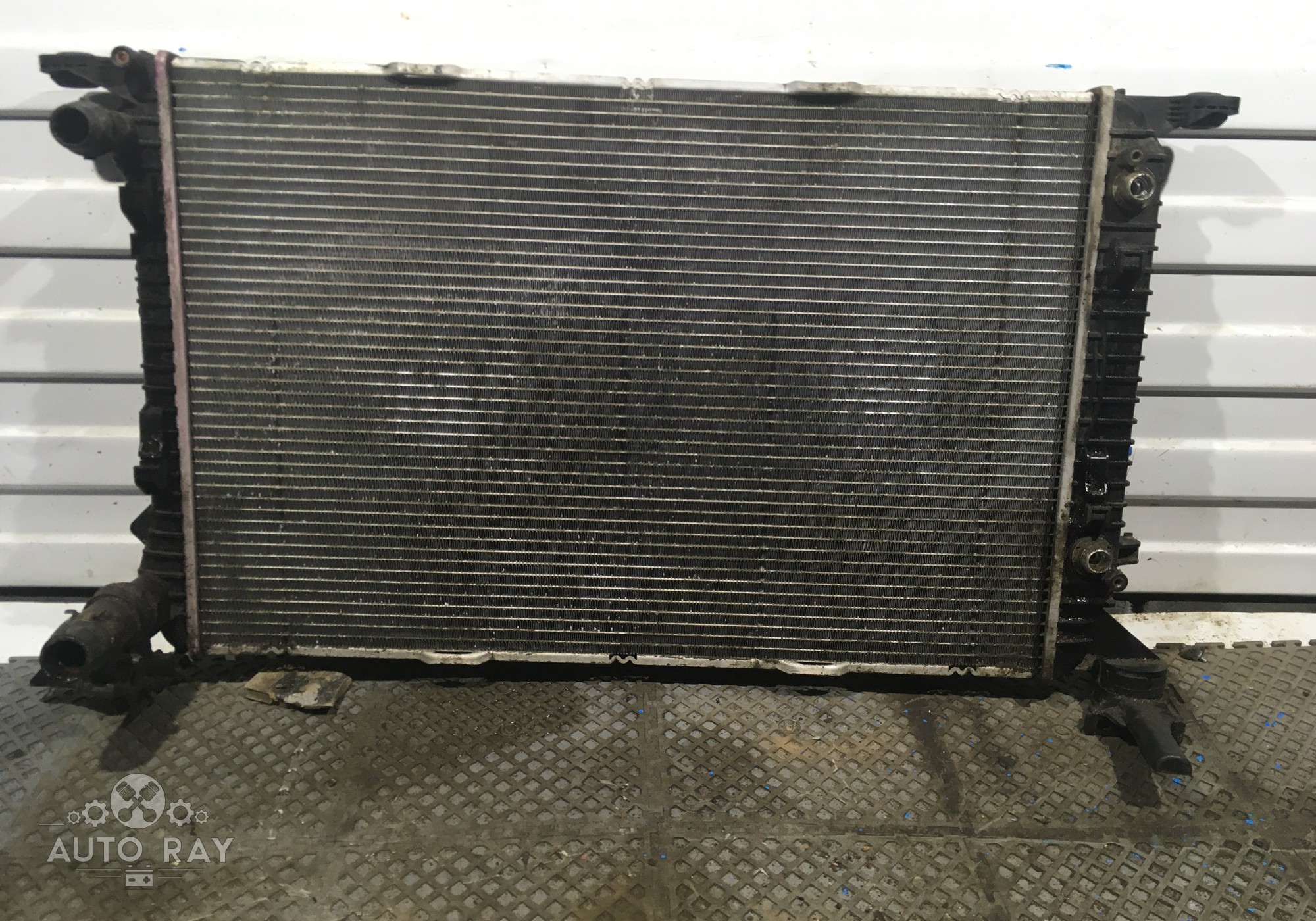 8K0121251T Радиатор системы охлаждения для Audi Q3 8U (с 2011 по 2018)