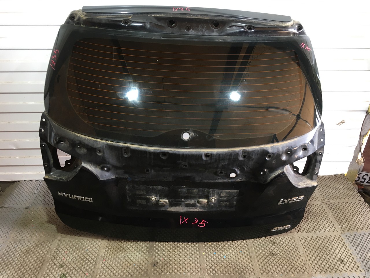 Дверь багажника со стеклом в сборе Hyundai ix35