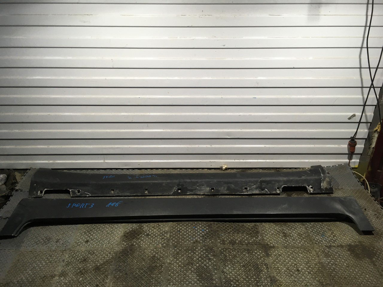 Накладка на порог наружная правая / левая Kia Sportage III