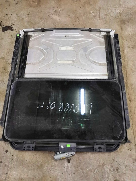 Люк в сборе Land Rover Range Rover III