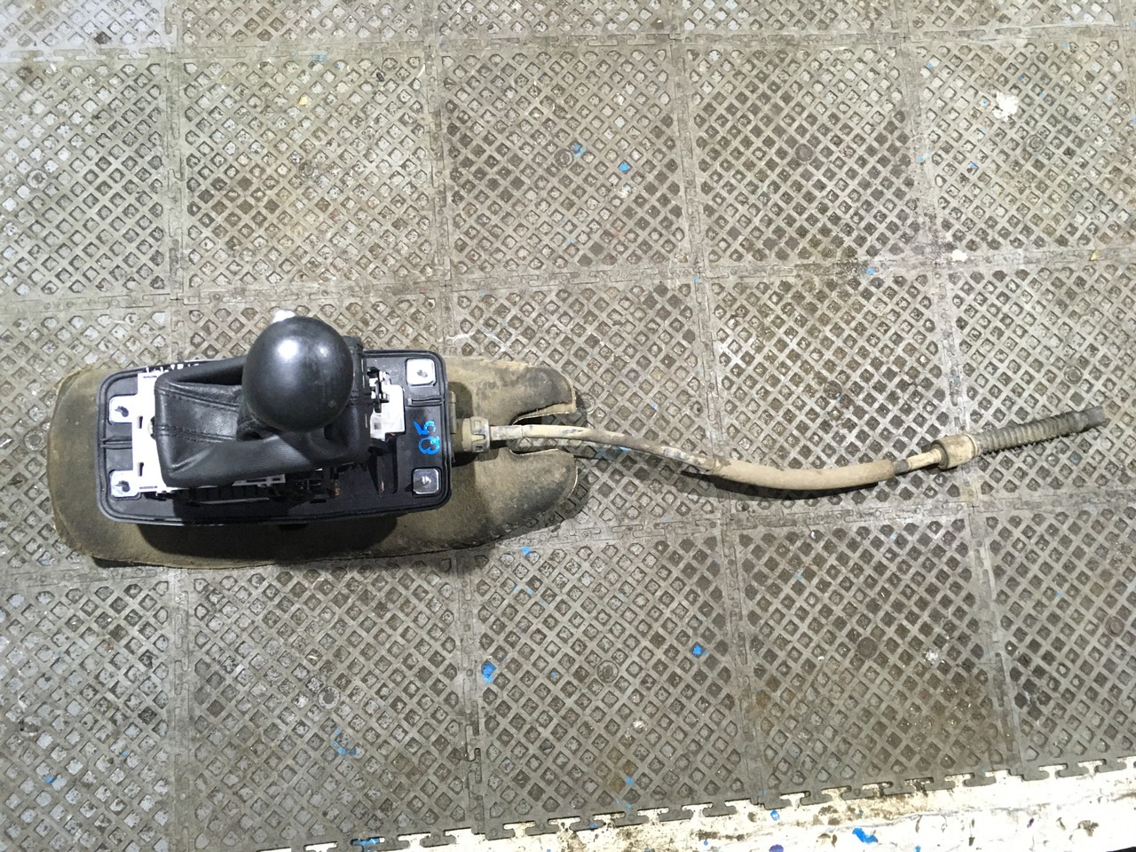 Селектор АКПП в сборе с тросом Audi Q5 8R