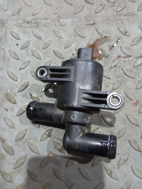 Клапан электромагнитный отопителя Volkswagen Tiguan II