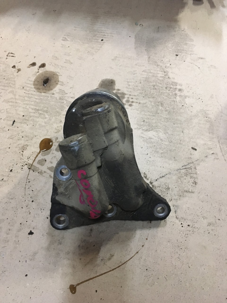 Масляный фильтр КОРПУС Toyota Corolla E140/E150