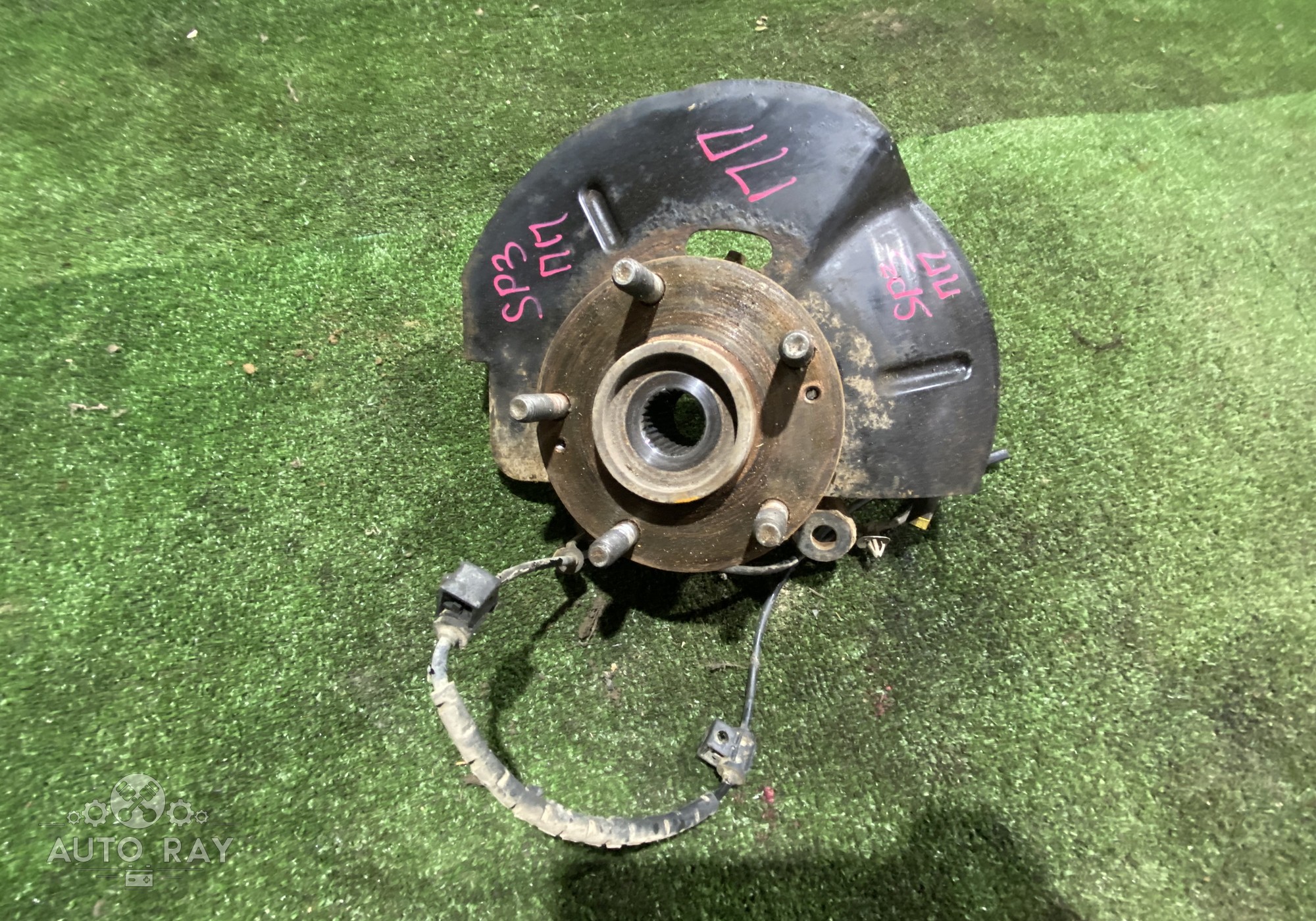 517162Y500 Кулак передний правый в сборе со ступицей для Kia Sportage III (с 2010 по 2016)