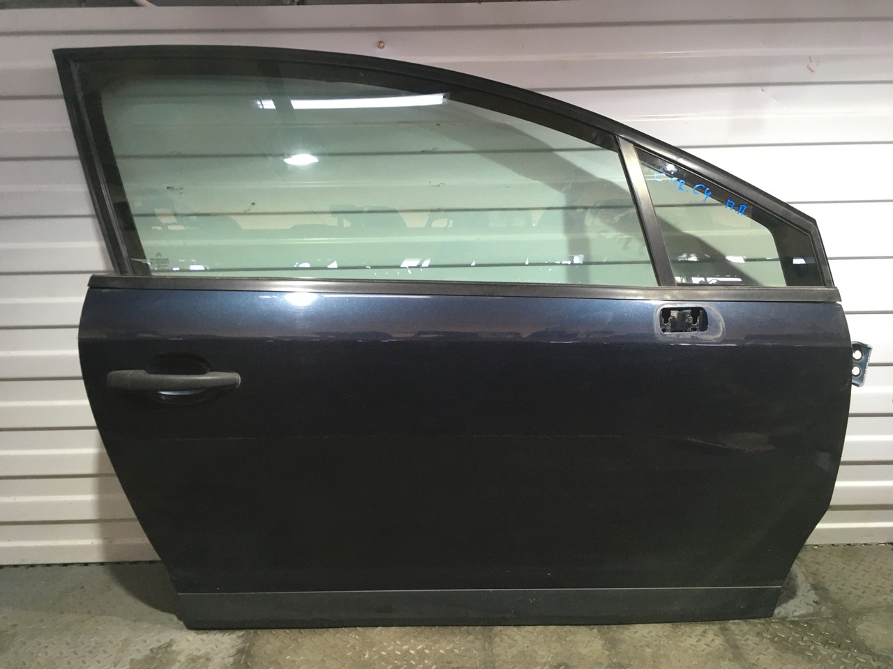 Дверь передняя правая Citroen C4 I