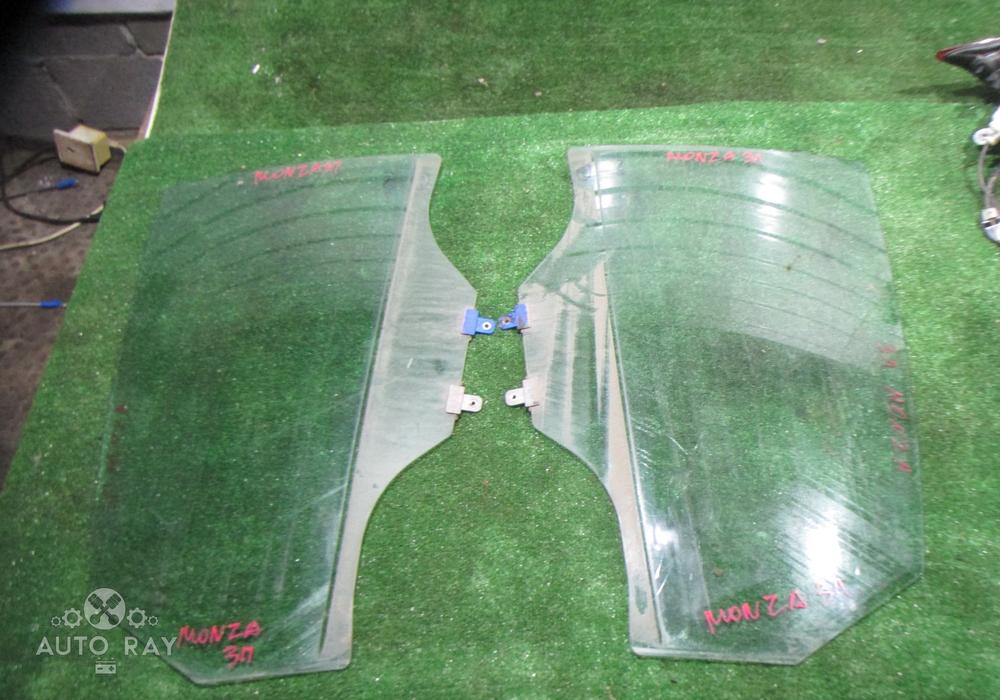 Стекло двери заднее правое / левое для Chevrolet Monza II (с 2019)