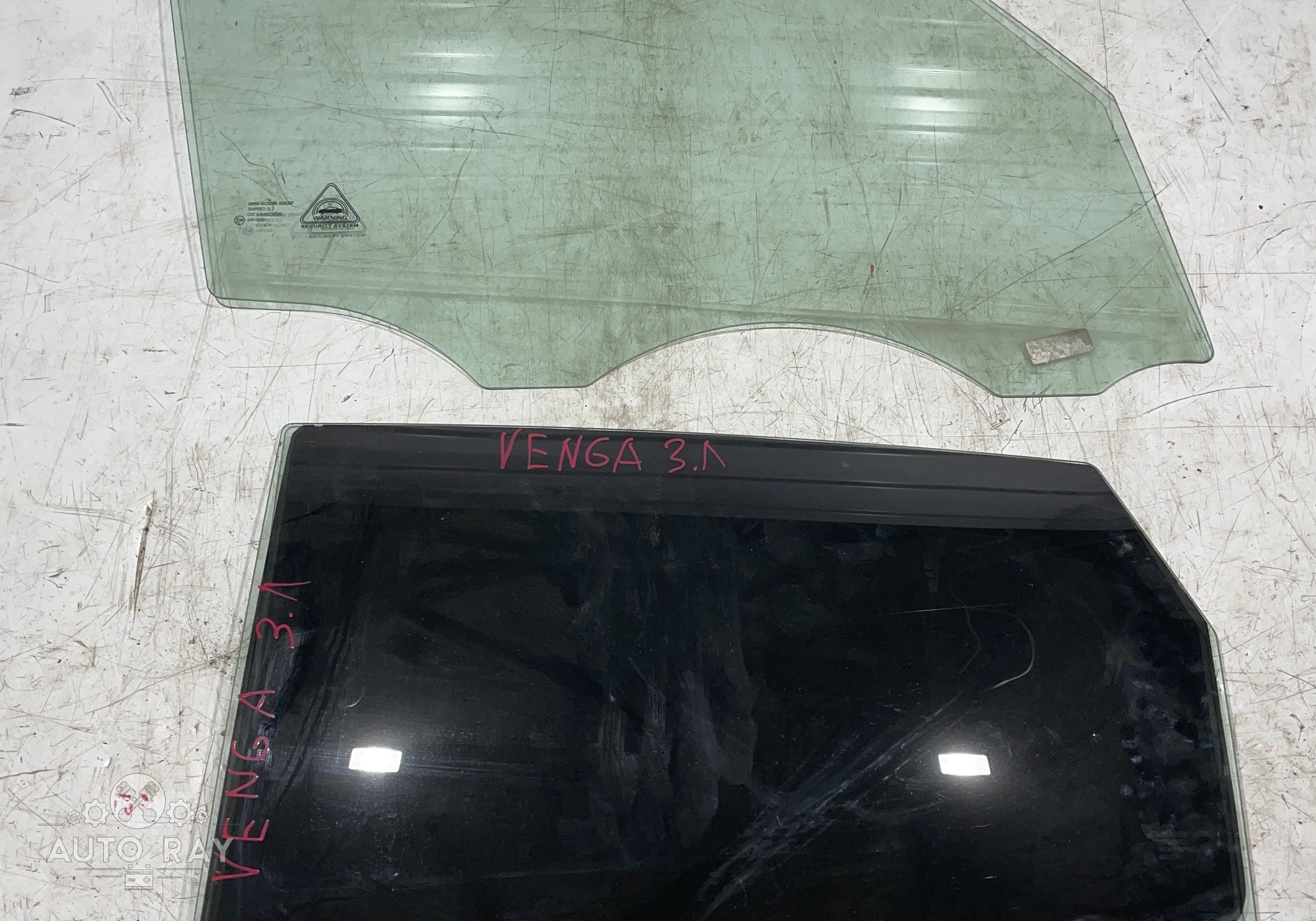824101P000 Стекло двери для Kia Venga (с 2009 по 2018)