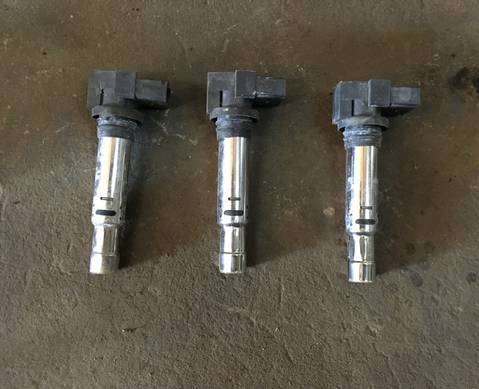 036905715F Катушка зажигания для Seat Toledo