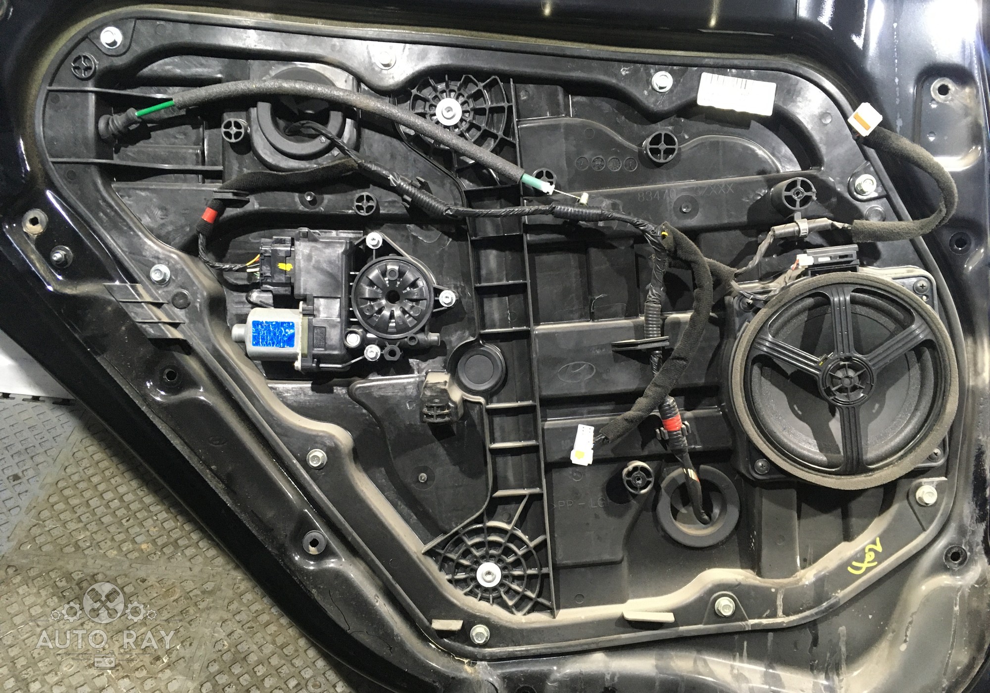 834713Z000 Стеклоподъемник электрический в сборе задний левый для Hyundai i40 (с 2011 по 2019)