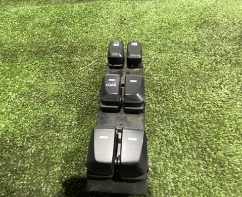 935702Y2609P Блок управления стеклоподъемниками для Hyundai ix35 (с 2010 по 2015)