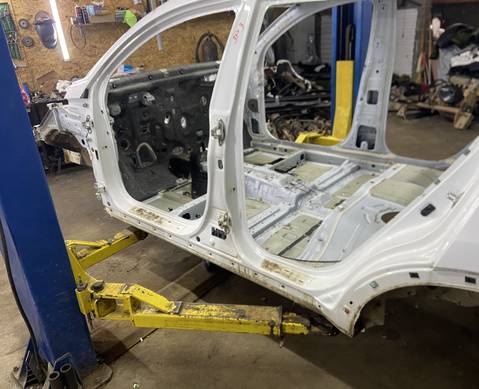 714013UB00 Порог со стойкой левый для Kia Sportage III (с 2010 по 2016)