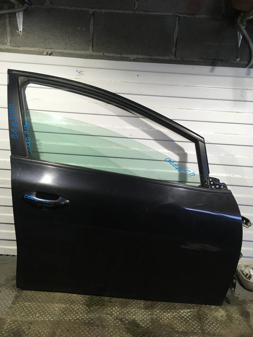 Дверь передняя правая Kia Ceed II