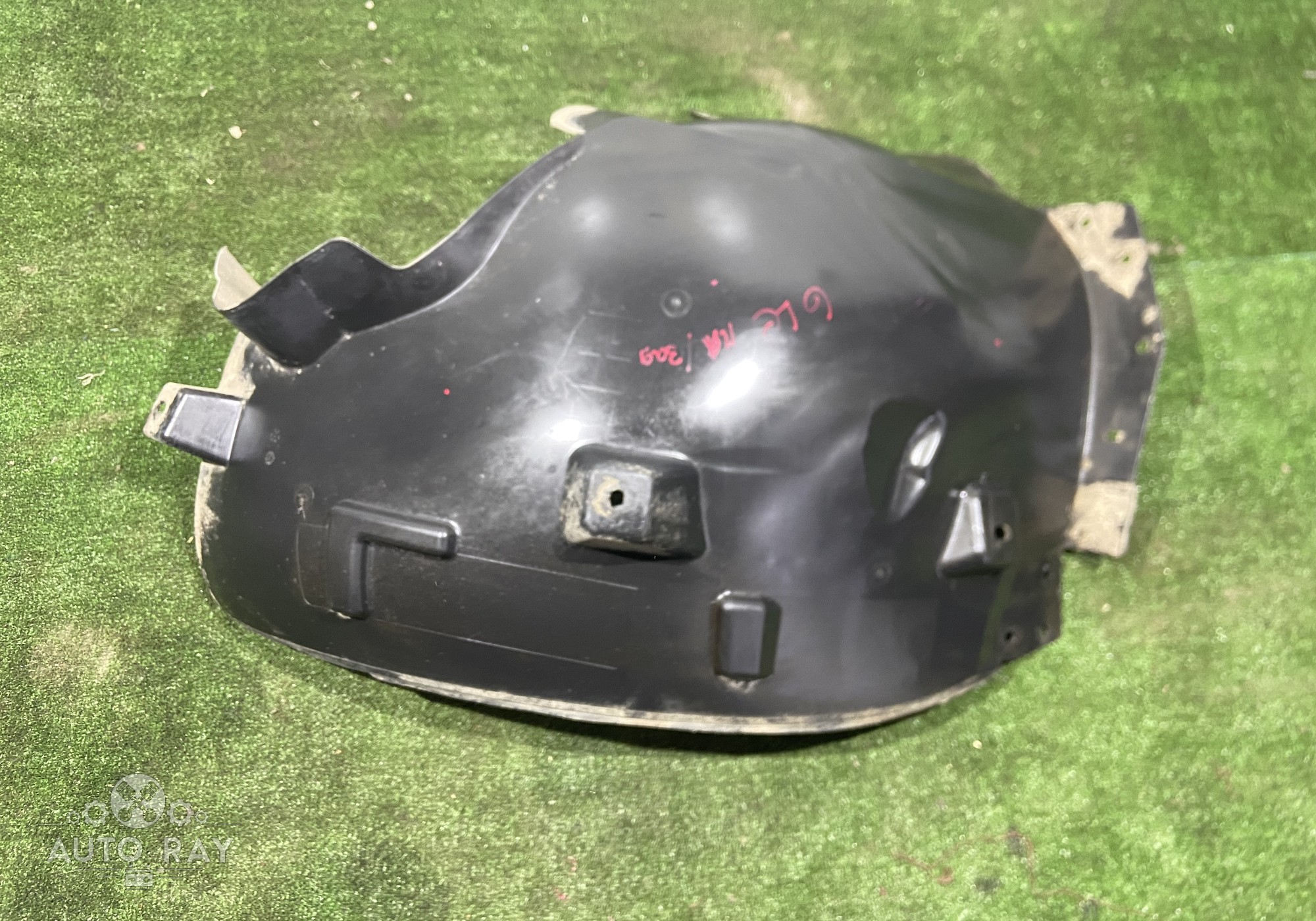 A1668841122 Локер передний левый задняя часть для Mercedes-Benz GLE W166 (с 2015 по 2018)