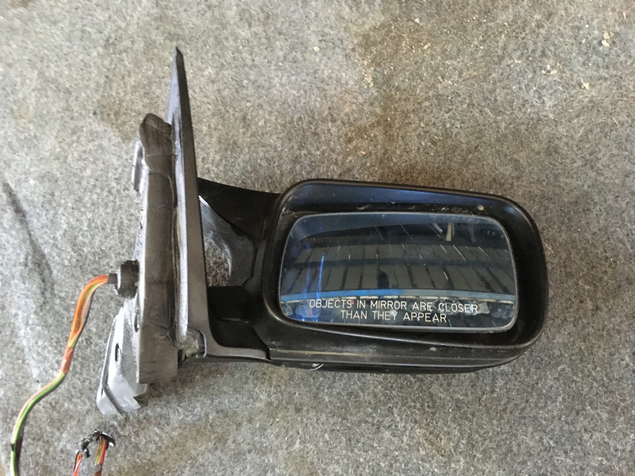 Зеркало заднего вида боковое правое BMW 3 E46