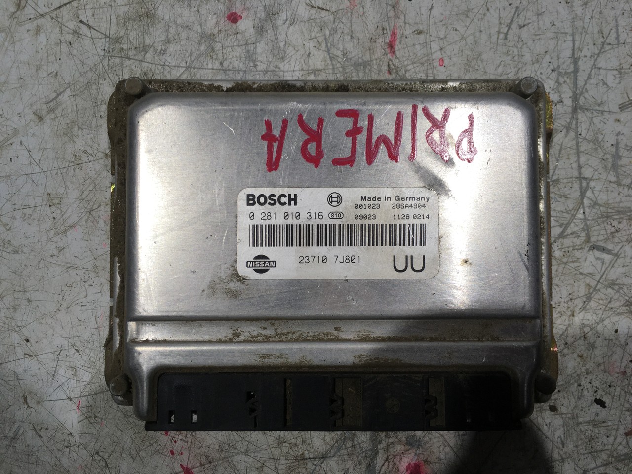 Блок управления двигателем Nissan Primera P11