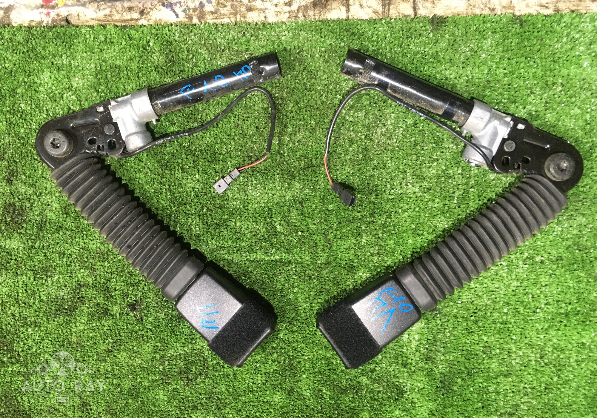 7328842 Натяжитель ремня передний правый для BMW 5 F07/F10/F11/F18 (с 2009 по 2017)