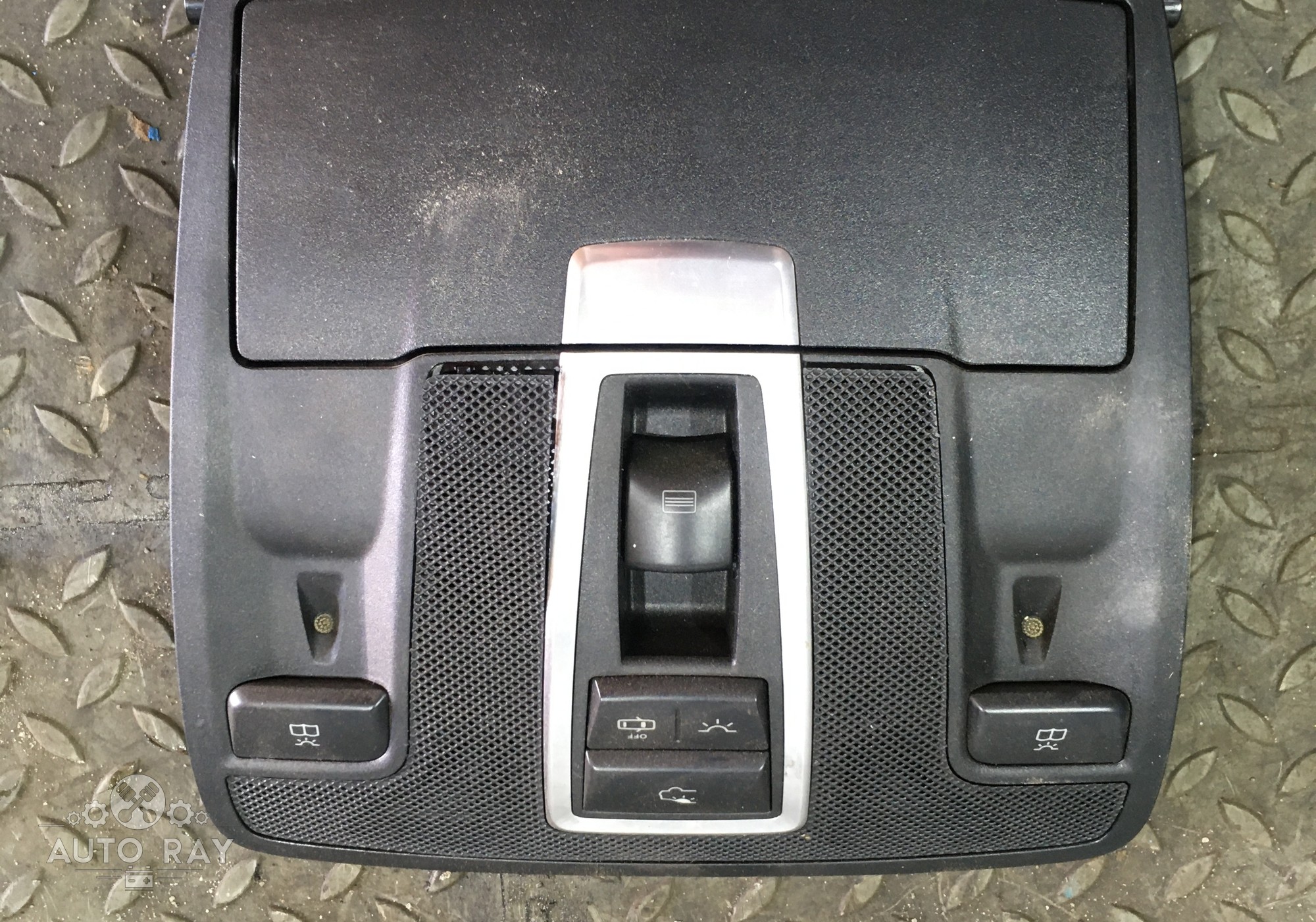 A1669004115 Плафон внутреннего освещения / Очечник для Mercedes-Benz GLE Coupe AMG C292 (с 2015 по 2019)