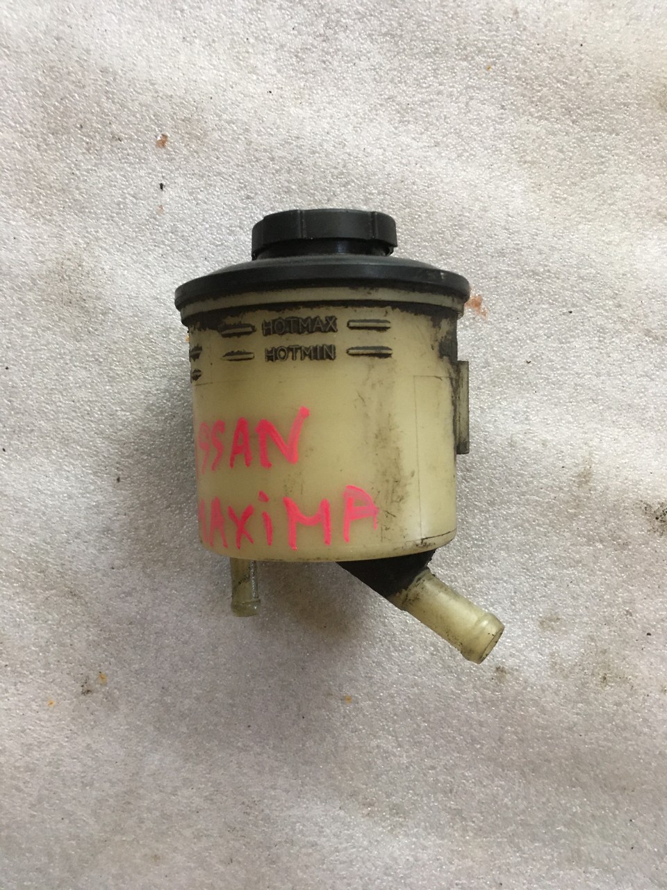 Бачок гидроусилителя Nissan Maxima A32