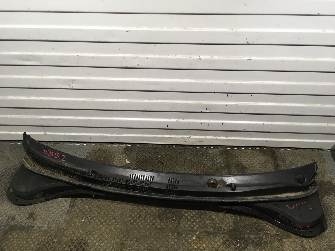 Решетка стеклоочистителя ЖАБО (планка под лобовое стекло) Hyundai Solaris II