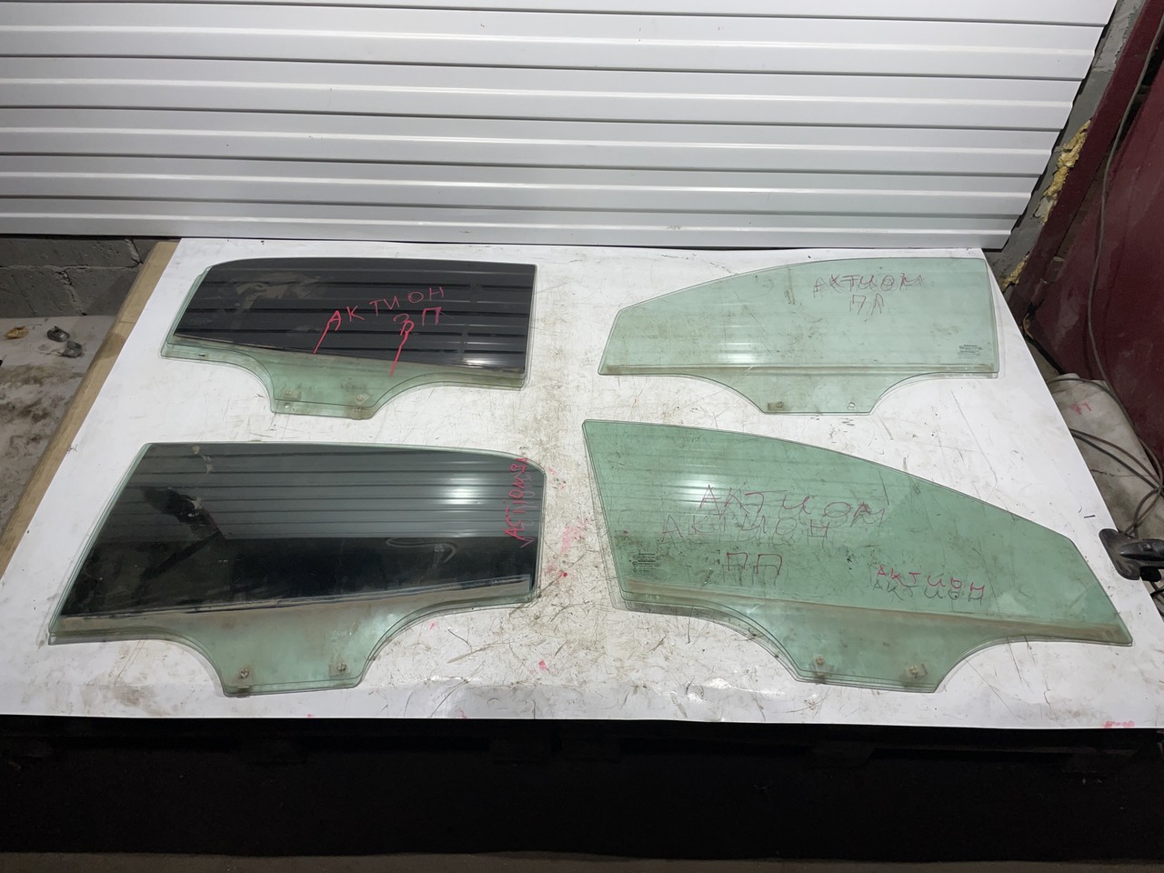 Стекло двери SsangYong Actyon II