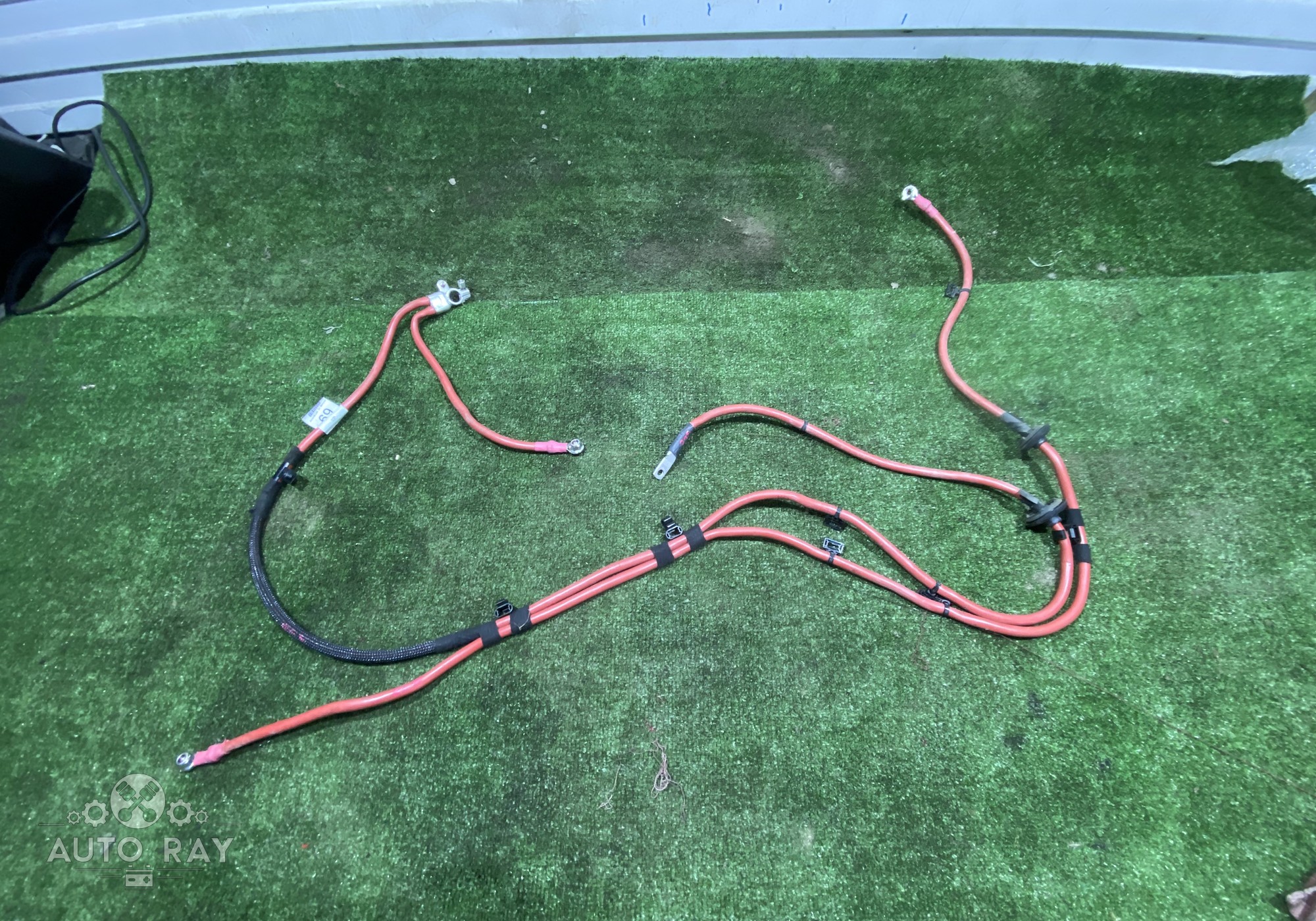 A1664404237 Провод аккумулятора плюсовой / Клемма для Mercedes-Benz GLE W166 (с 2015 по 2018)