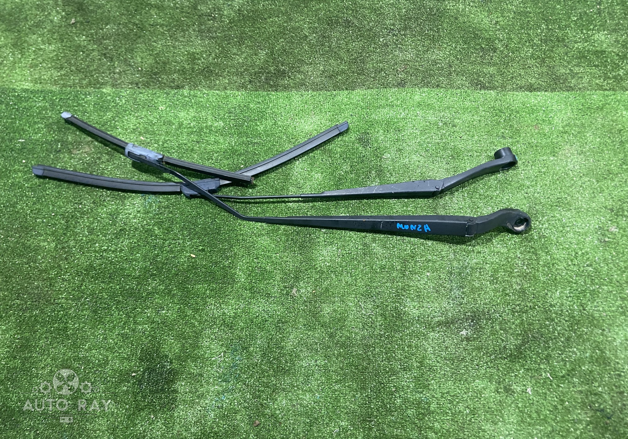 Поводки стеклоочистителя для Chevrolet Monza II (с 2019)