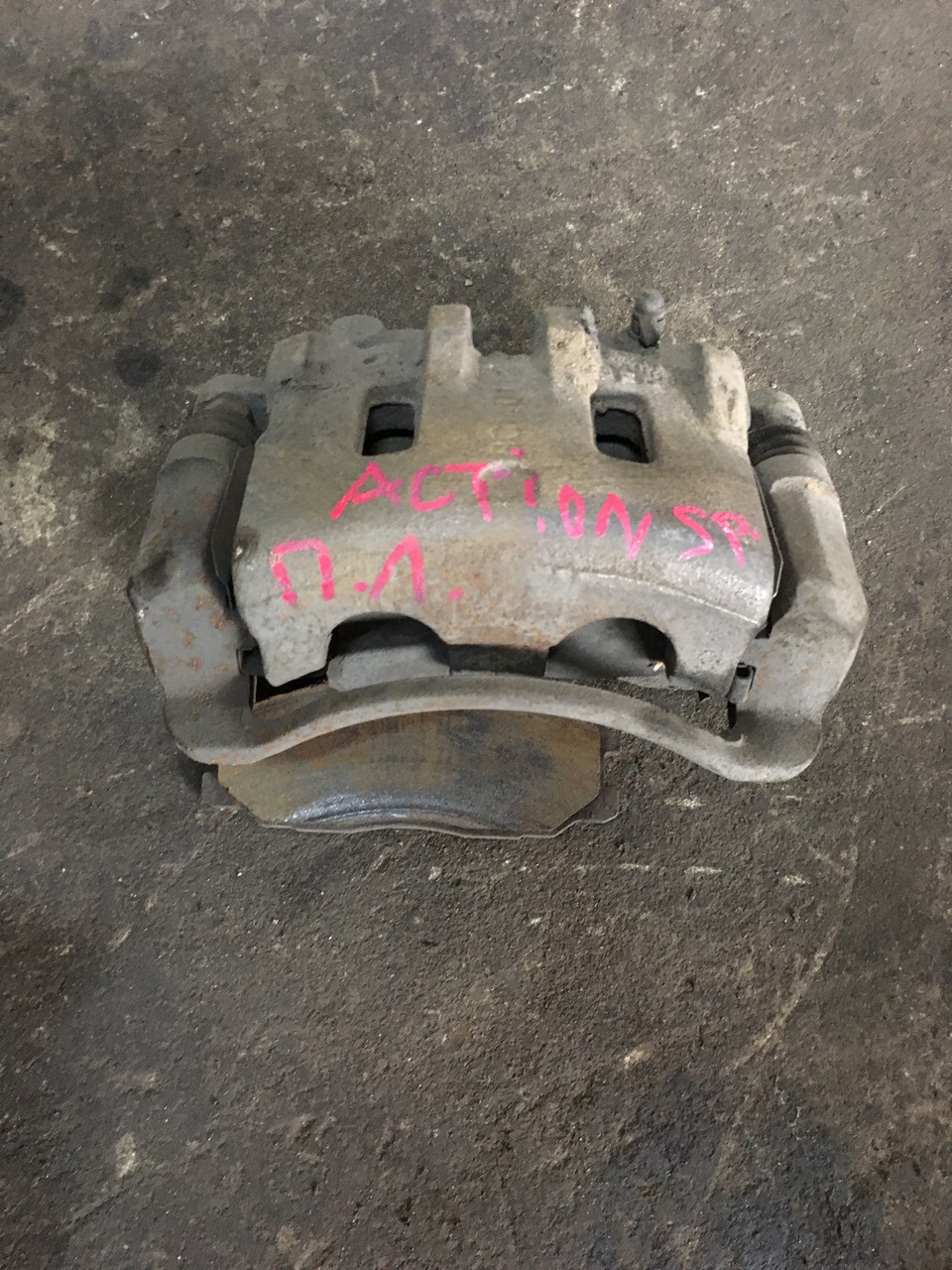 Суппорт передний левый SsangYong Actyon Sports I