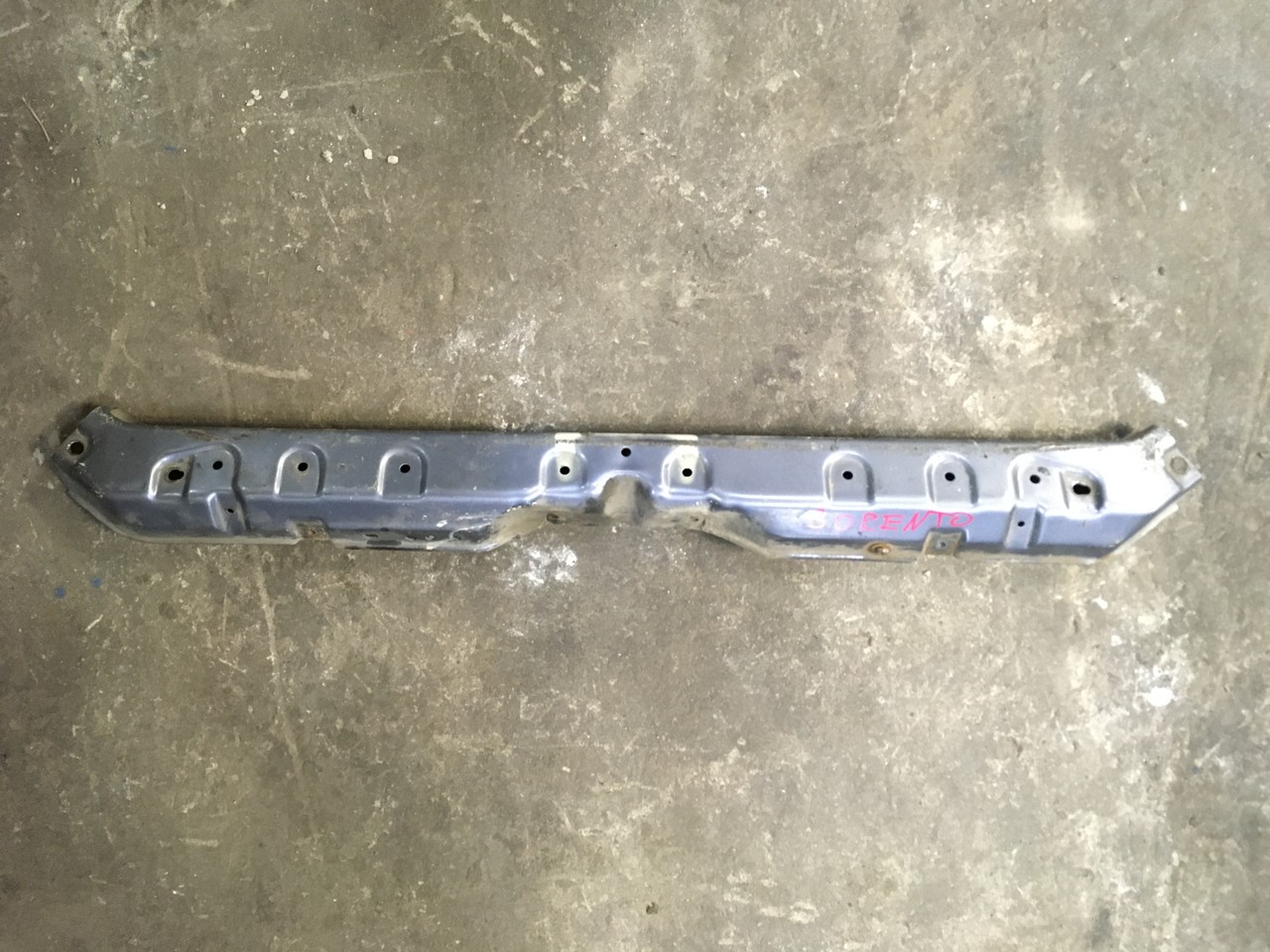 Панель передняя верхняя часть Kia Sorento I