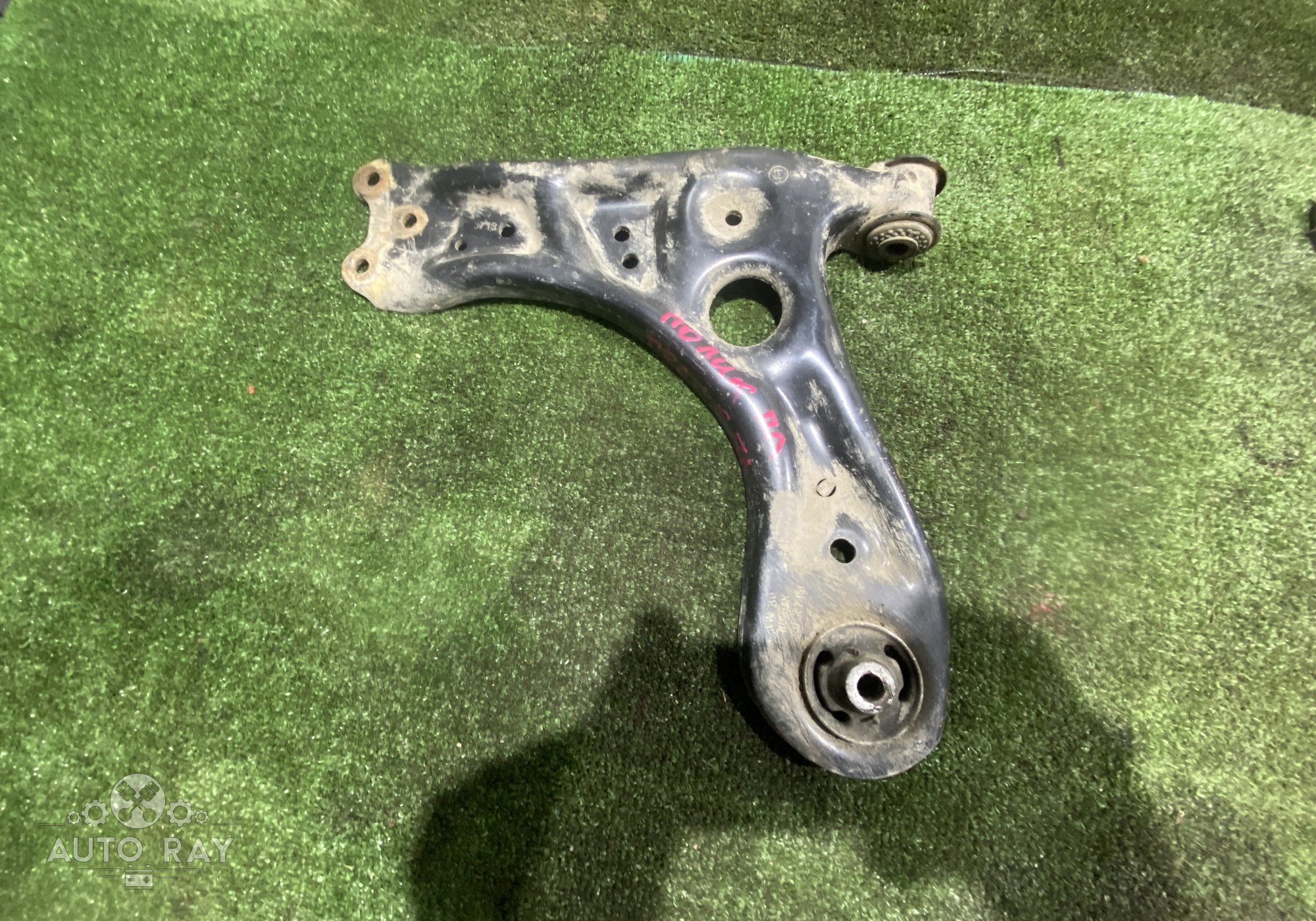 6R0407152F Рычаг передний левый