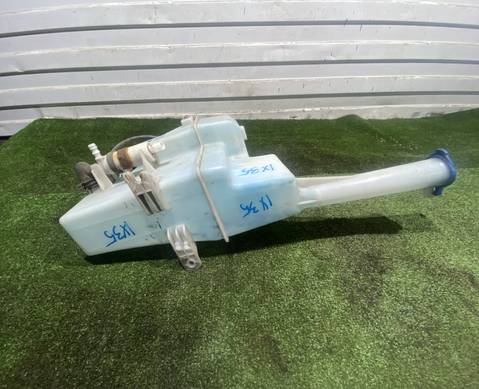 986202Z000 Бачок омывателя в сборе с моторчиком для Hyundai ix35 (с 2010 по 2015)