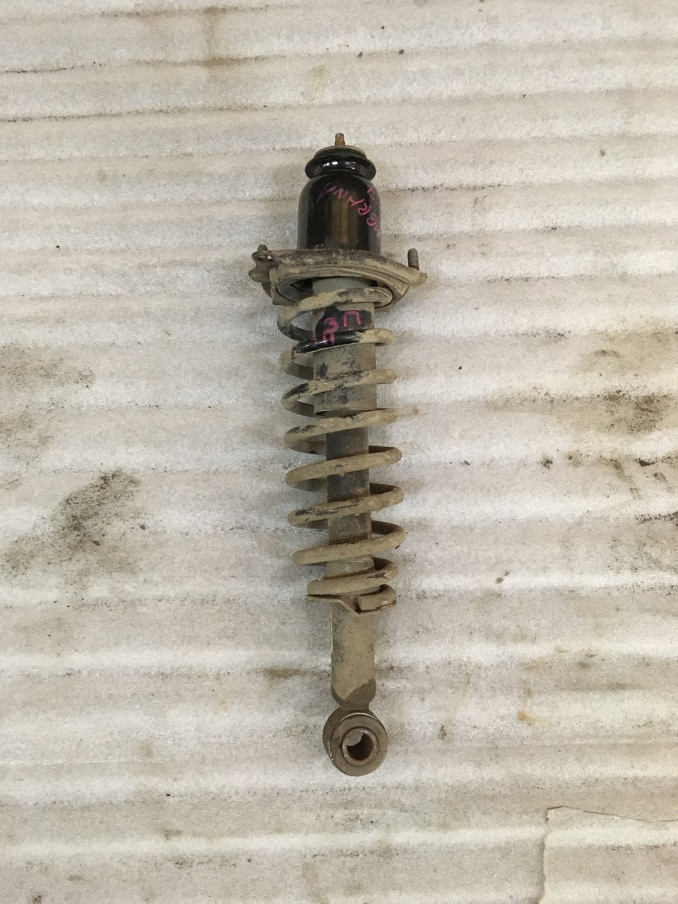 Амортизатор задний Geely Emgrand EC7