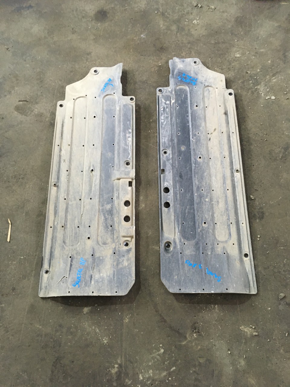 Защита днища антигравийная правая /левая Hyundai Santa Fe III