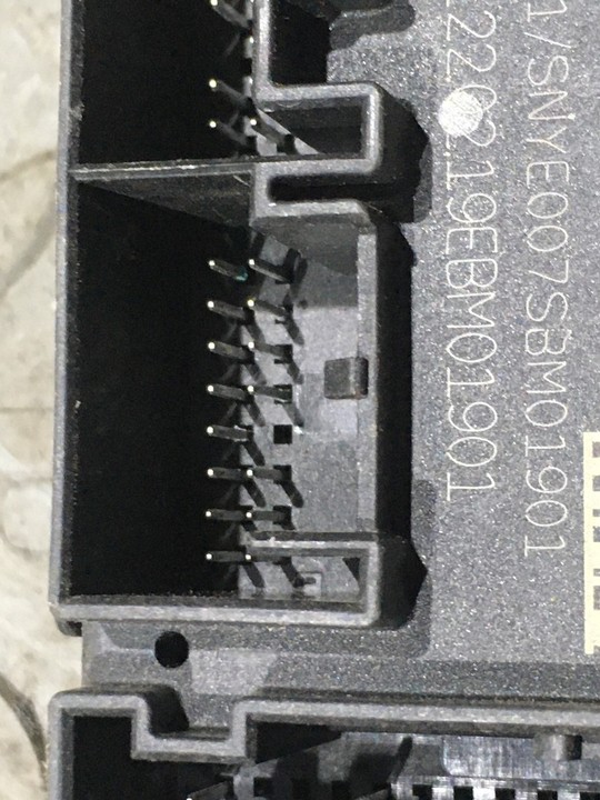 Блок комфорта / Блок комфорта двери Volkswagen Tiguan II