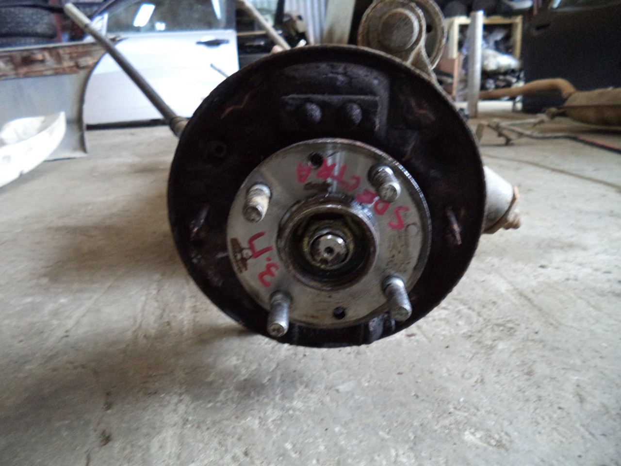 Кулак поворотный задний правый Kia Spectra II