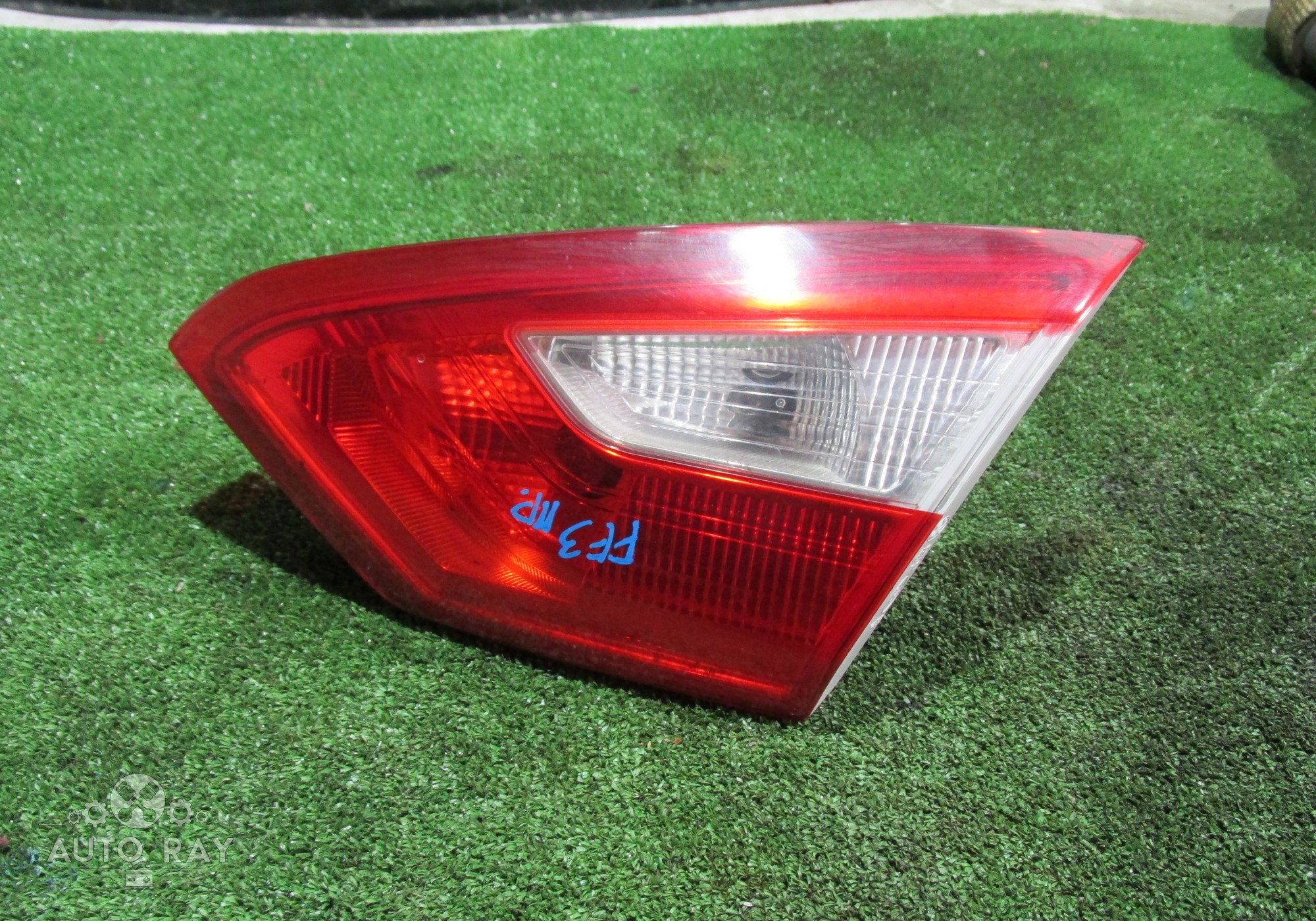 BM5113A602AD Фонарь задний правый внутренний для Ford Focus III (с 2011 по 2019)