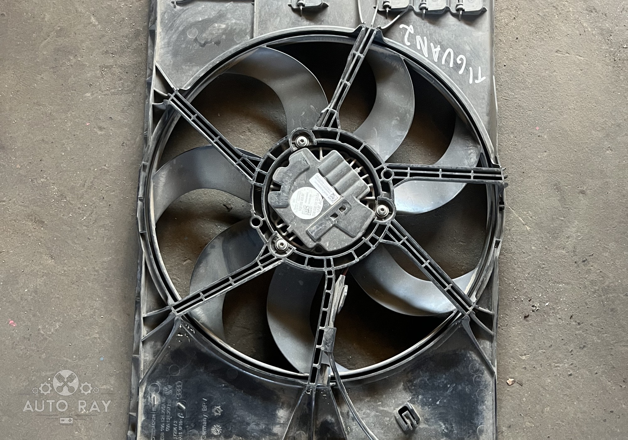 5Q0959455BF Вентилятор радиатора для Volkswagen Tiguan II (с 2016)