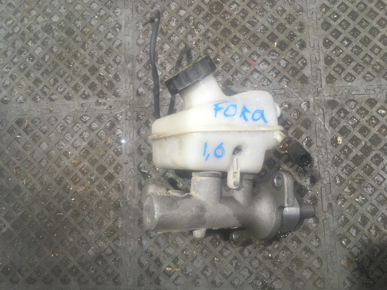 Главный тормозной цилиндр Chery Fora / A5