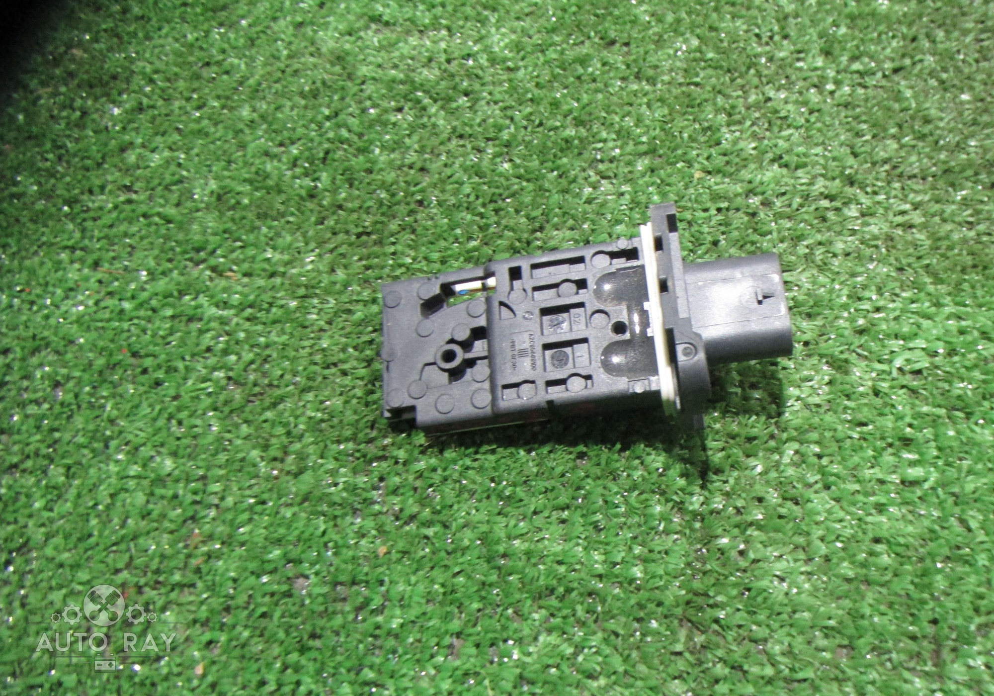 24107179 Датчик массового расхода воздуха / ДМРВ для Chevrolet Monza II (с 2019)