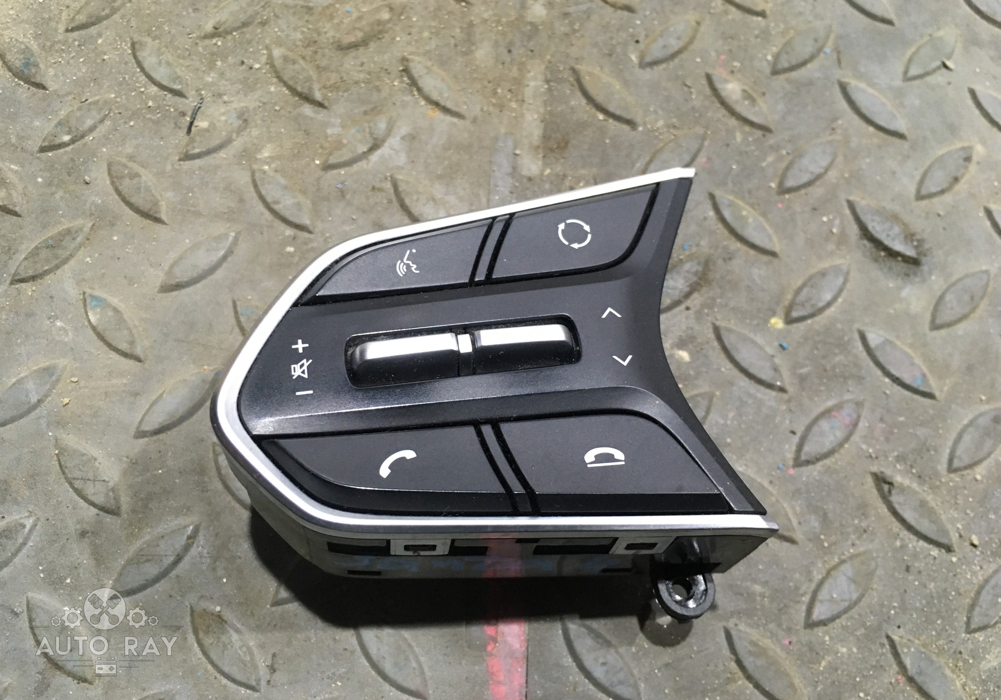 96710S1530 Блок кнопок на руль левый для Hyundai Santa Fe IV (с 2018)