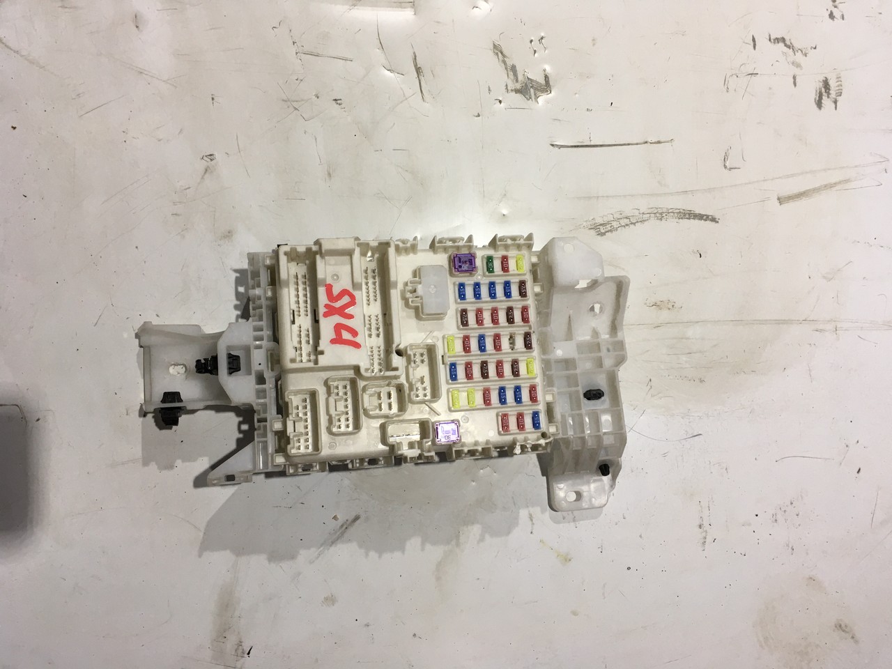 Блок предохранителей САЛОННЫЙ Suzuki SX4 II S-cross