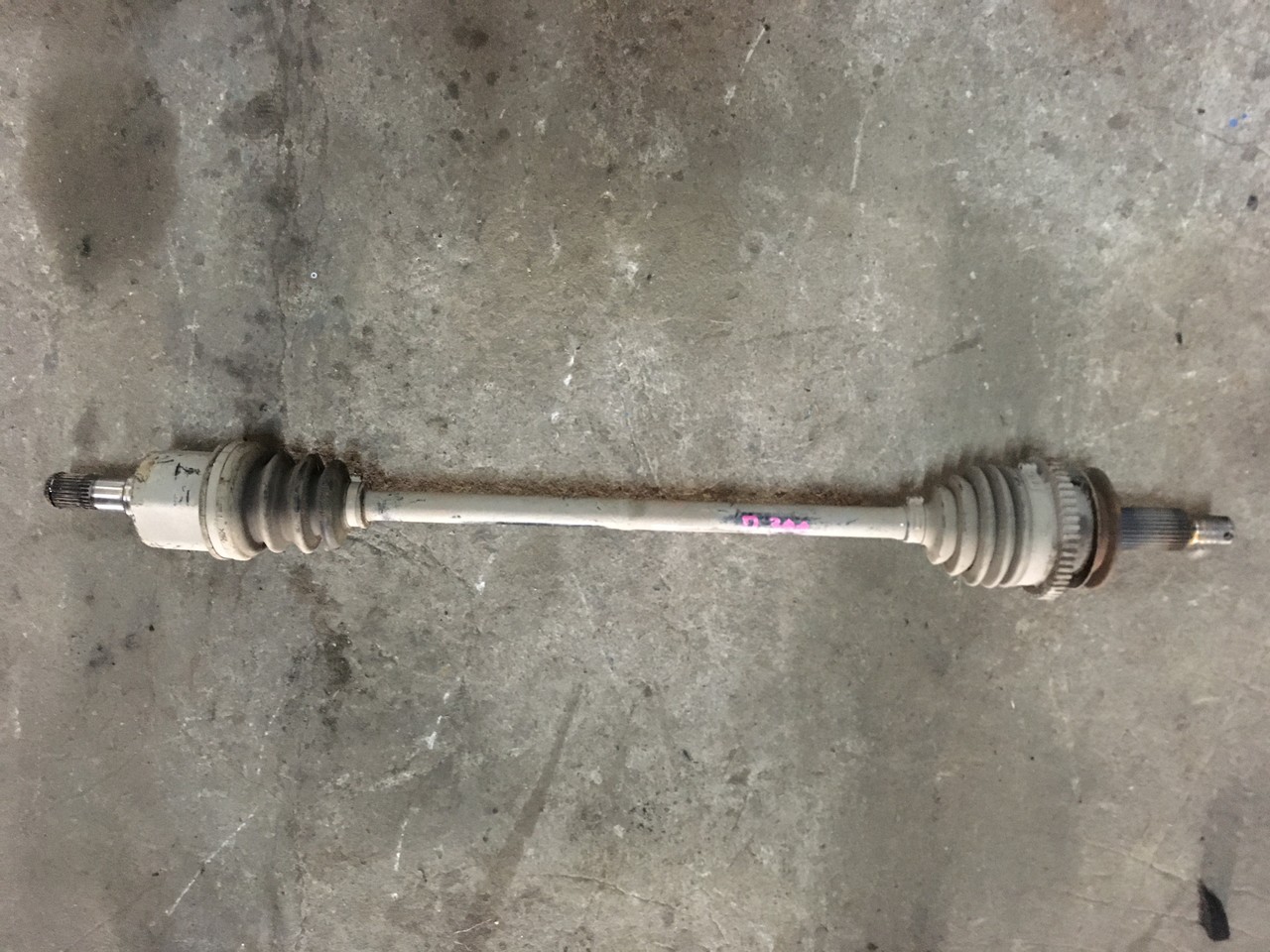 Полуось (привод) задний Hyundai Santa Fe II