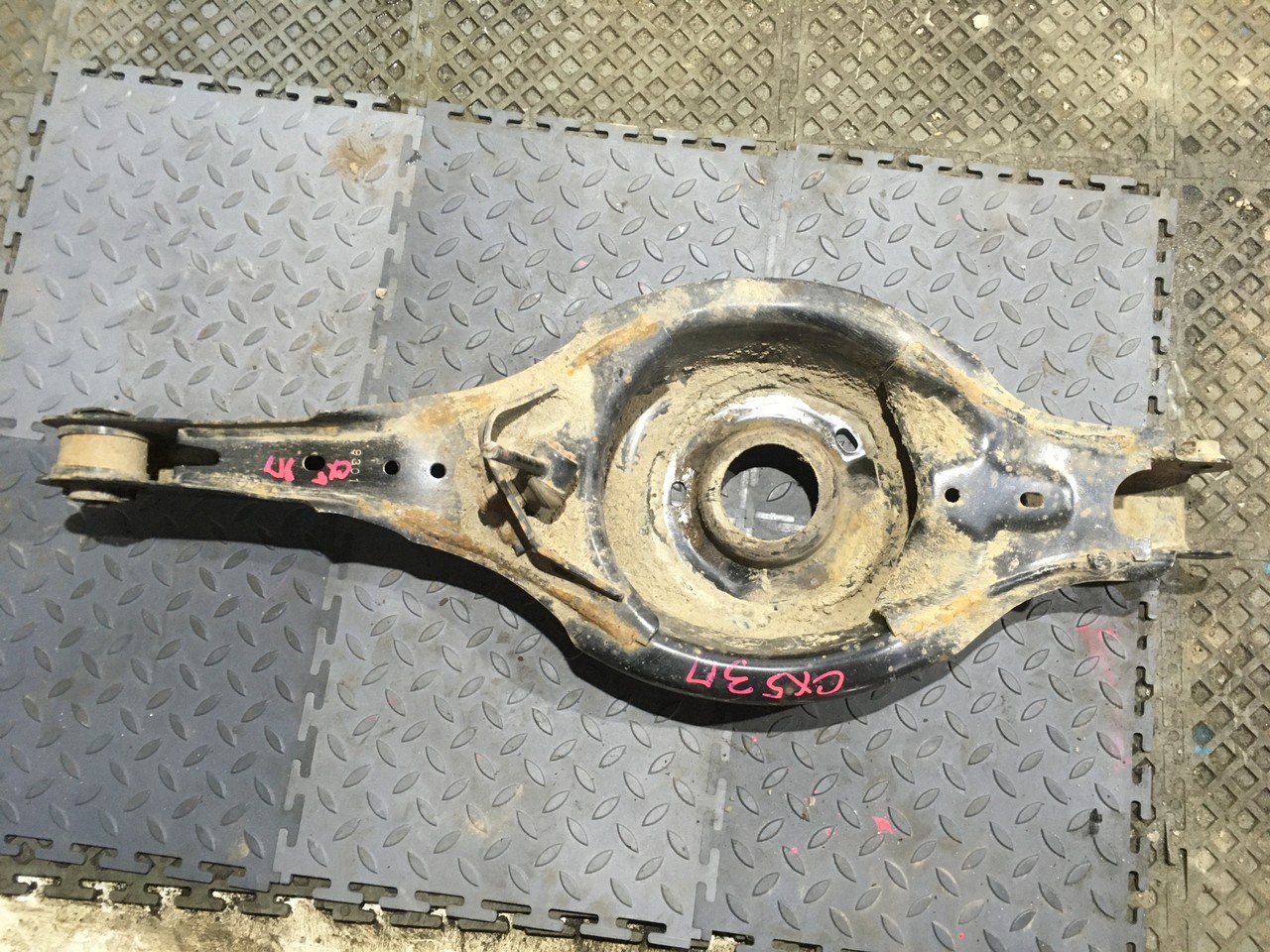 Рычаг задний поперечный под пружину Mazda CX-5 II