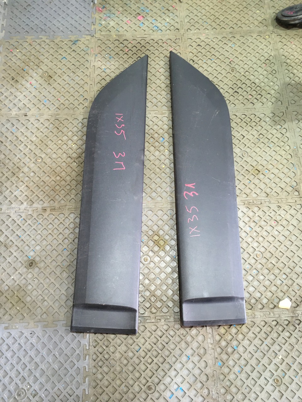 Молдинг двери задний правый / левый / накладка на дверь Hyundai ix35