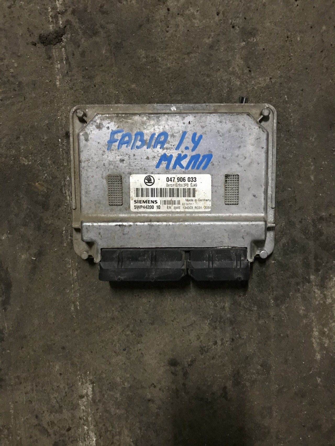 Блок управления двигателем Skoda Fabia I