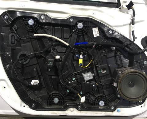 82471D4000 Стеклоподъемник электрический передний левый в сборе для Kia Optima IV (с 2015)