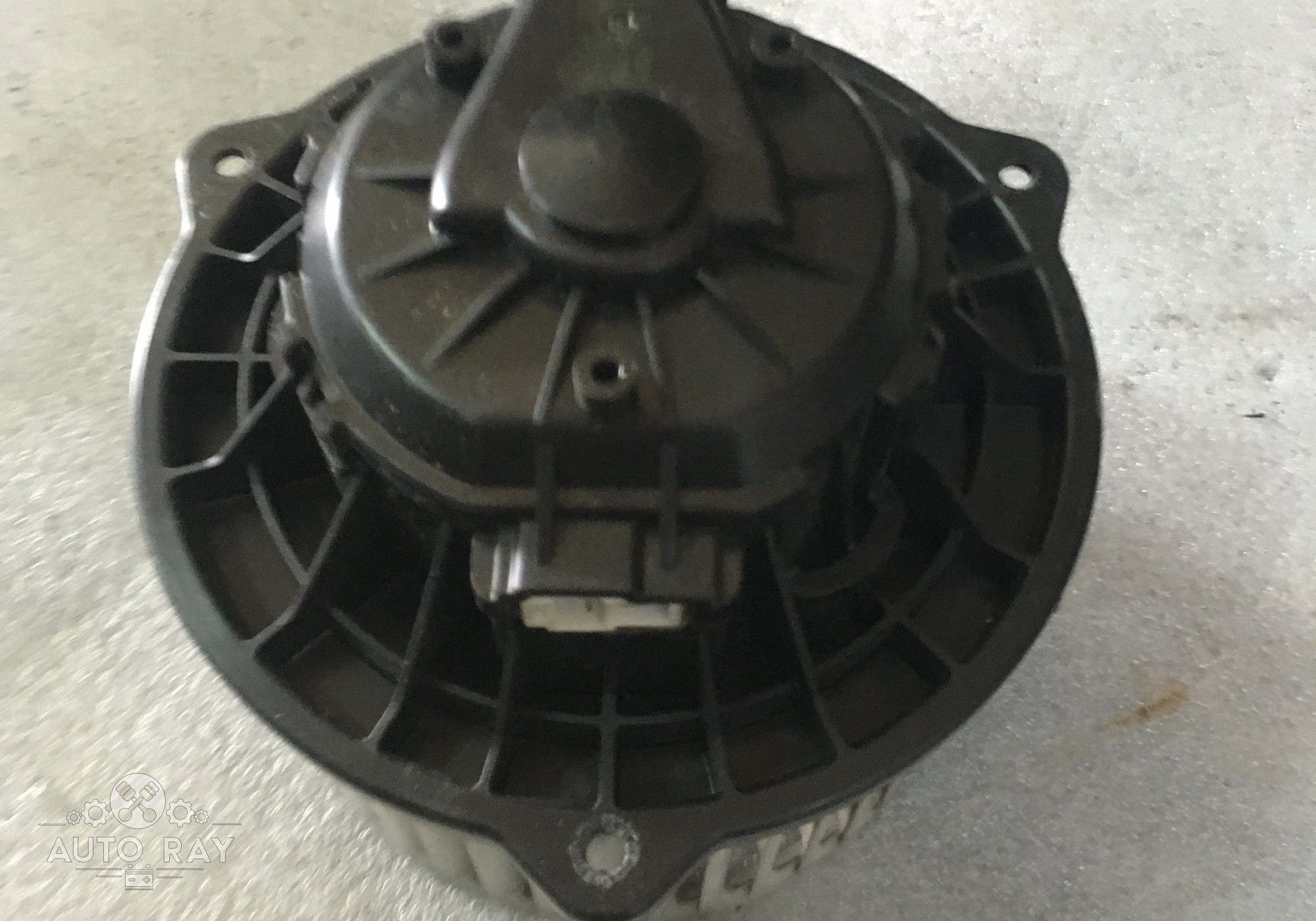 0130115583 Моторчик отопителя для Geely Emgrand X7 (с 2011)