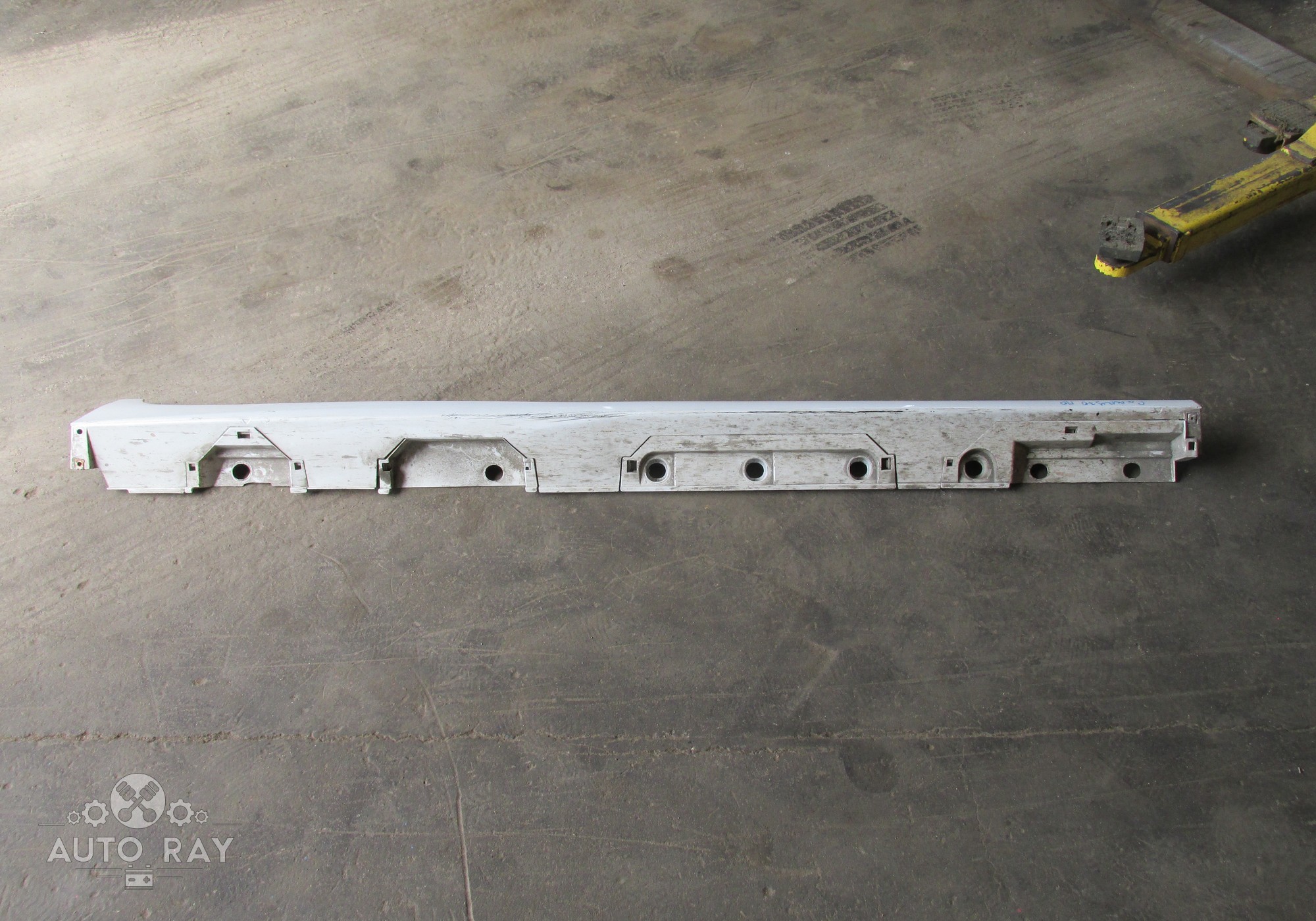7585033130 Накладка порога наружная правая для Toyota Camry XV70 (с 2017)