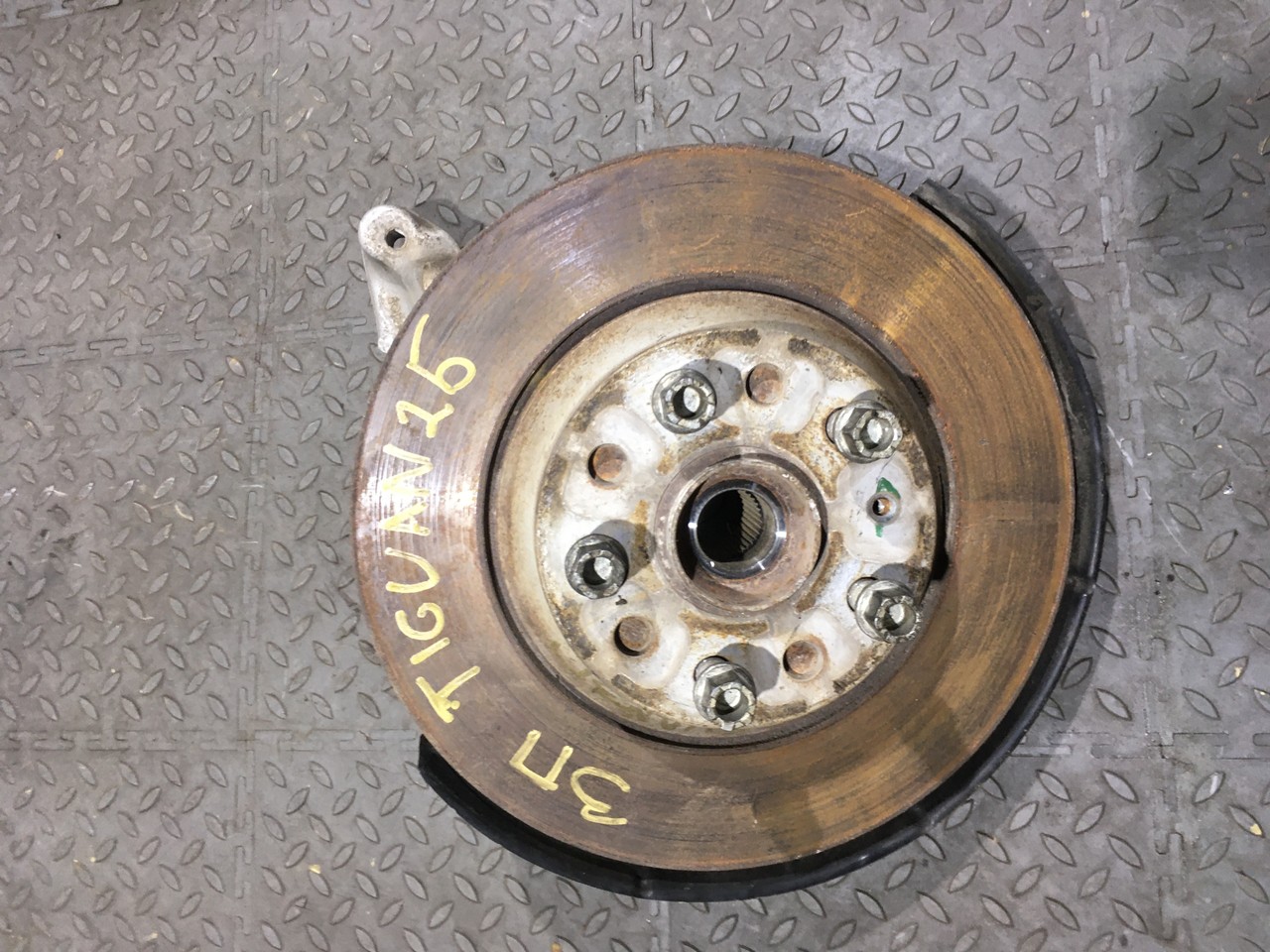 Диск  тормозной задний Volkswagen Tiguan II